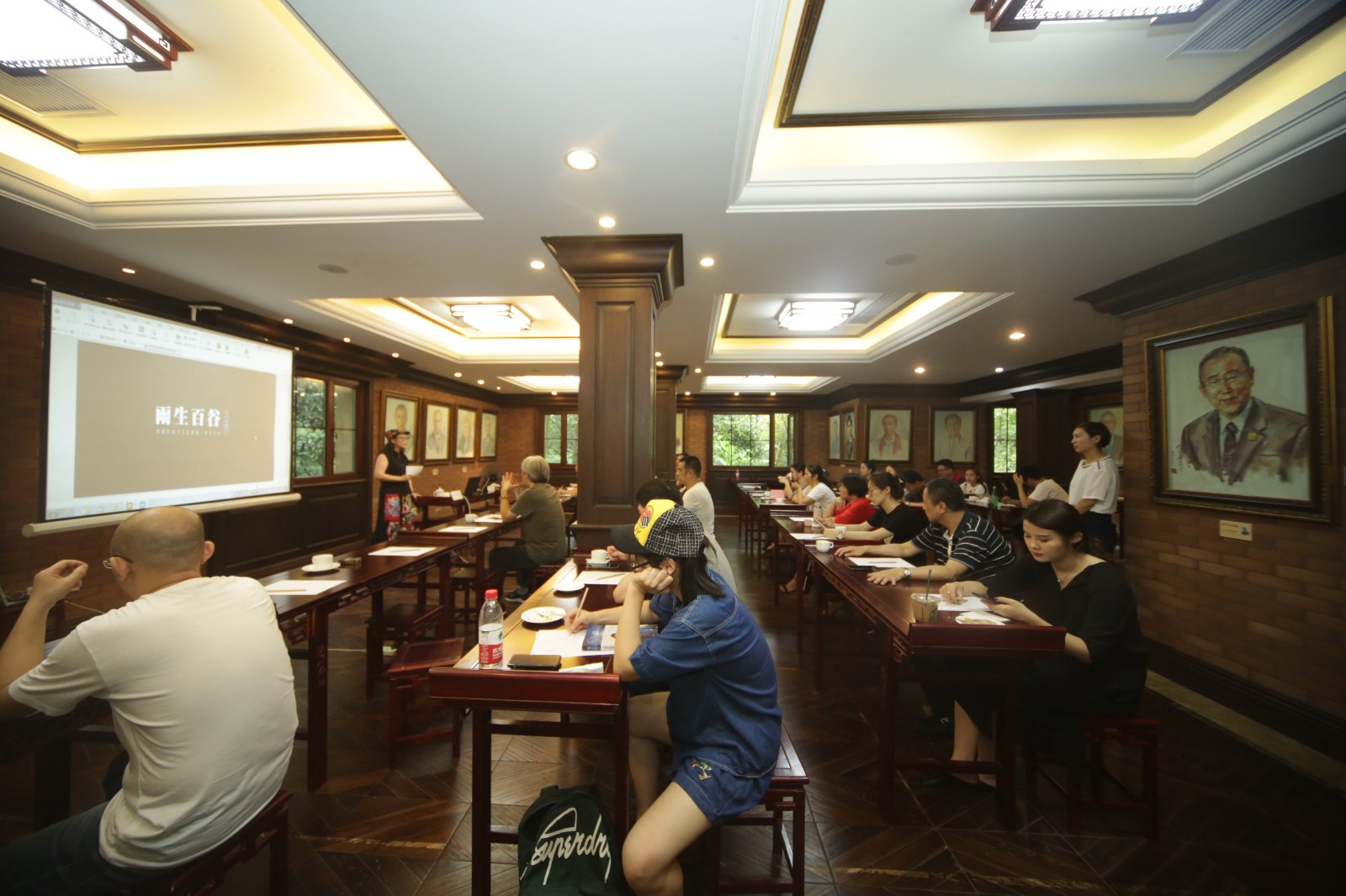 1540280452704928.jpg 第一期 I.jpg