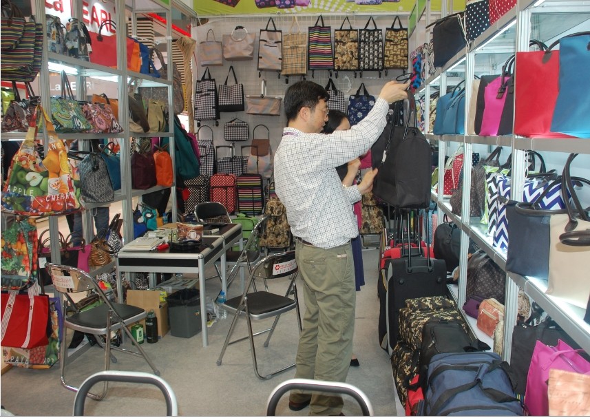 集團副總經理吳敏赴廣交會考察