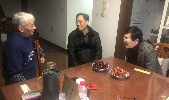 情系老干部 慰問(wèn)暖人心 廣杰公司領(lǐng)導(dǎo)春節(jié)前夕走訪慰問(wèn)退休老干部