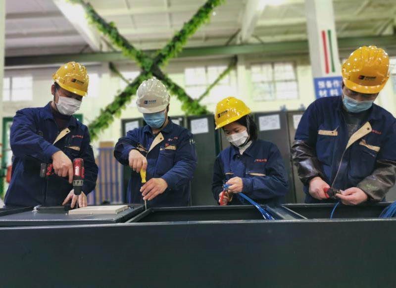 讓黨旗高高飄揚在 “保產能、保搬遷”的主戰場上——裝配支部“保產能、保搬遷”主題黨日活動側記