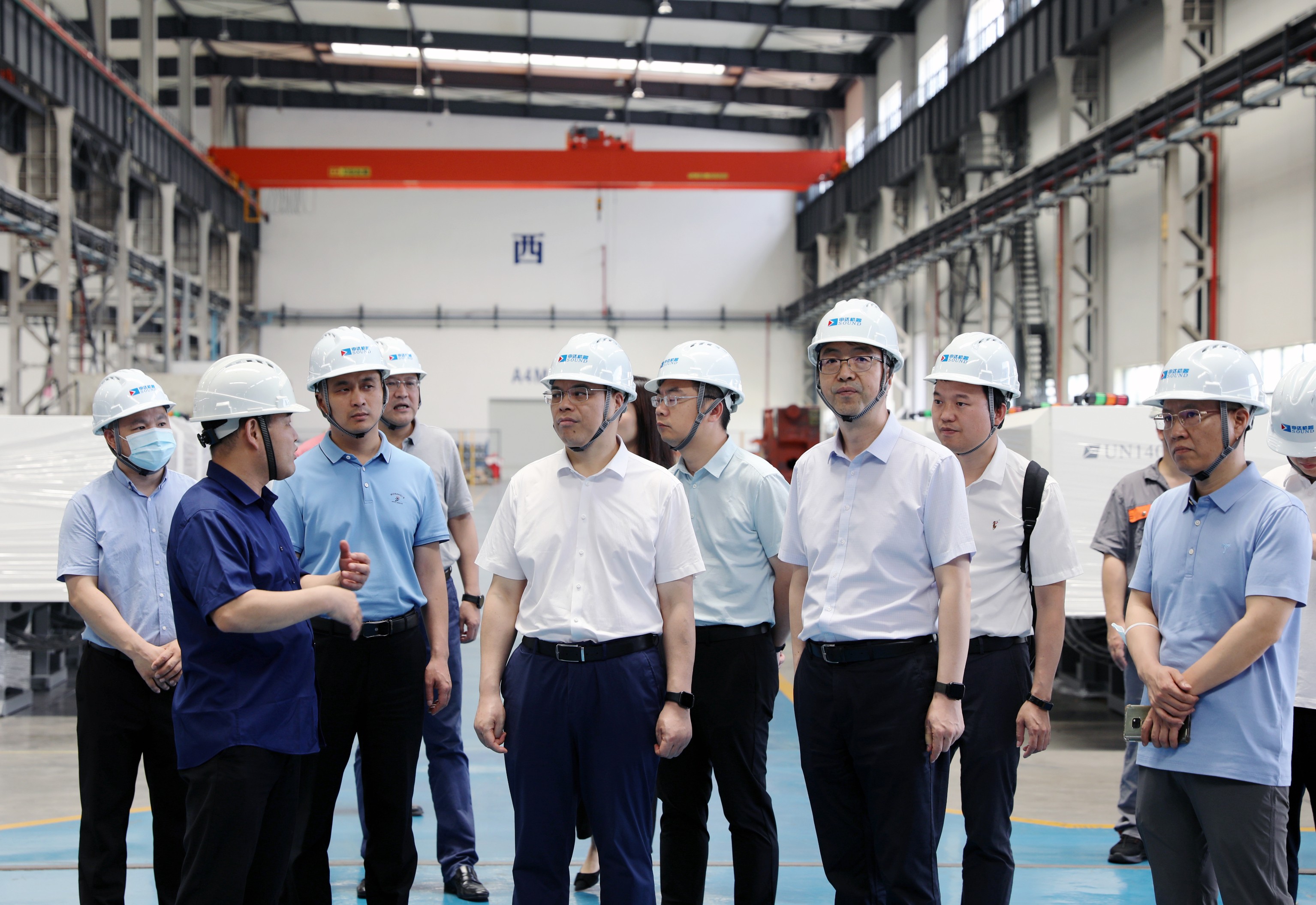 省經信廳黨組成員、副廳長葉健松一行赴申達機器公司開展調研和“三服務”